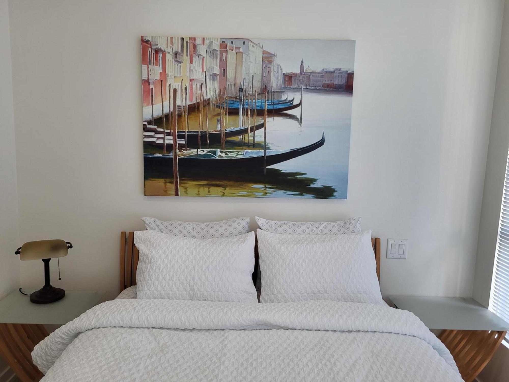 Your Perfect Escape - Modern Landmark Condo In Downtown Calgary - Free Parking- Premium Location 외부 사진